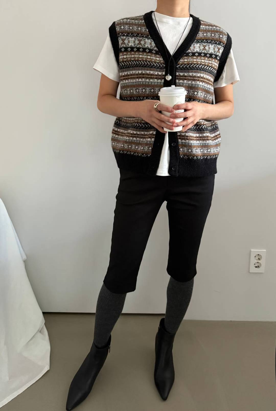 Winter Feel Knit Vest