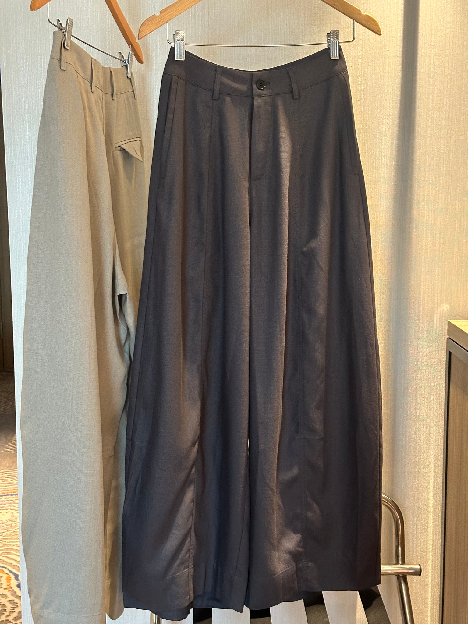 Linen Mixed Barrel Pants