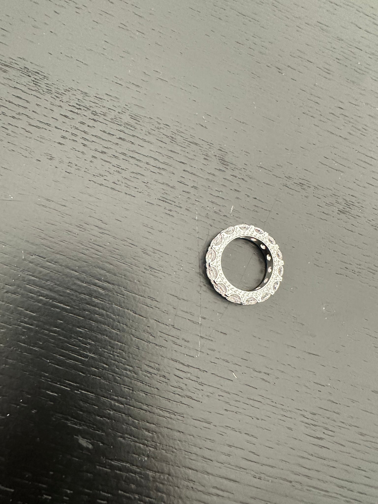 R7 (25-27Nov $398, 之後批發價$428）