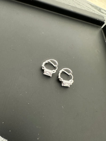 E7 (25-27Nov $368, 之後批發價$398）