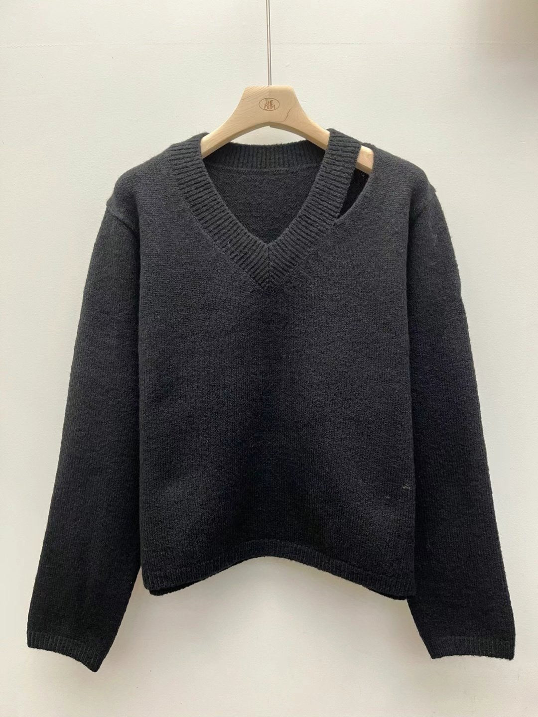 Cut Out Soft Knit Top (加購$298)