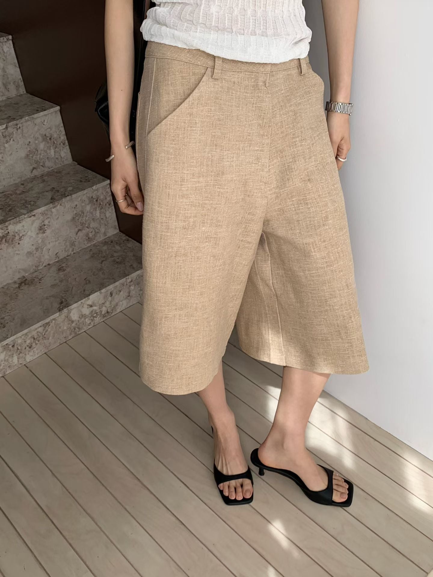 Nice Cutting Bermuda Shorts (5-6Jun 超抵價$468, 之後批發價$498)