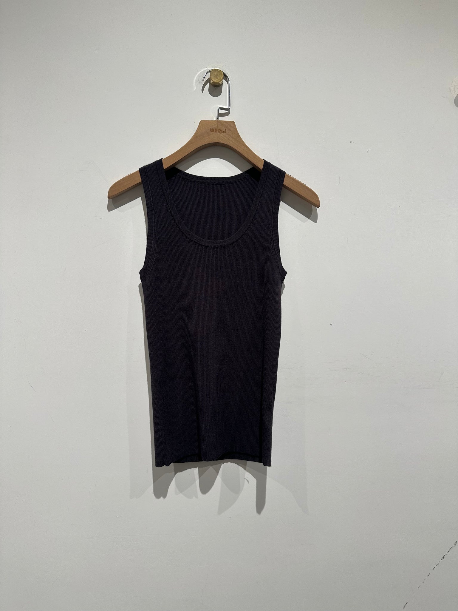 Essential Ribbed Knit Vest (2-4Sep 超抵價$198, 之後批發價$248)
