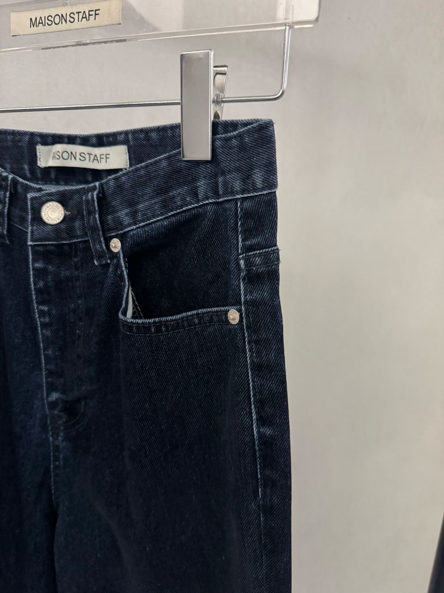 18 (26-28Nov $698, 之後批發價$728）