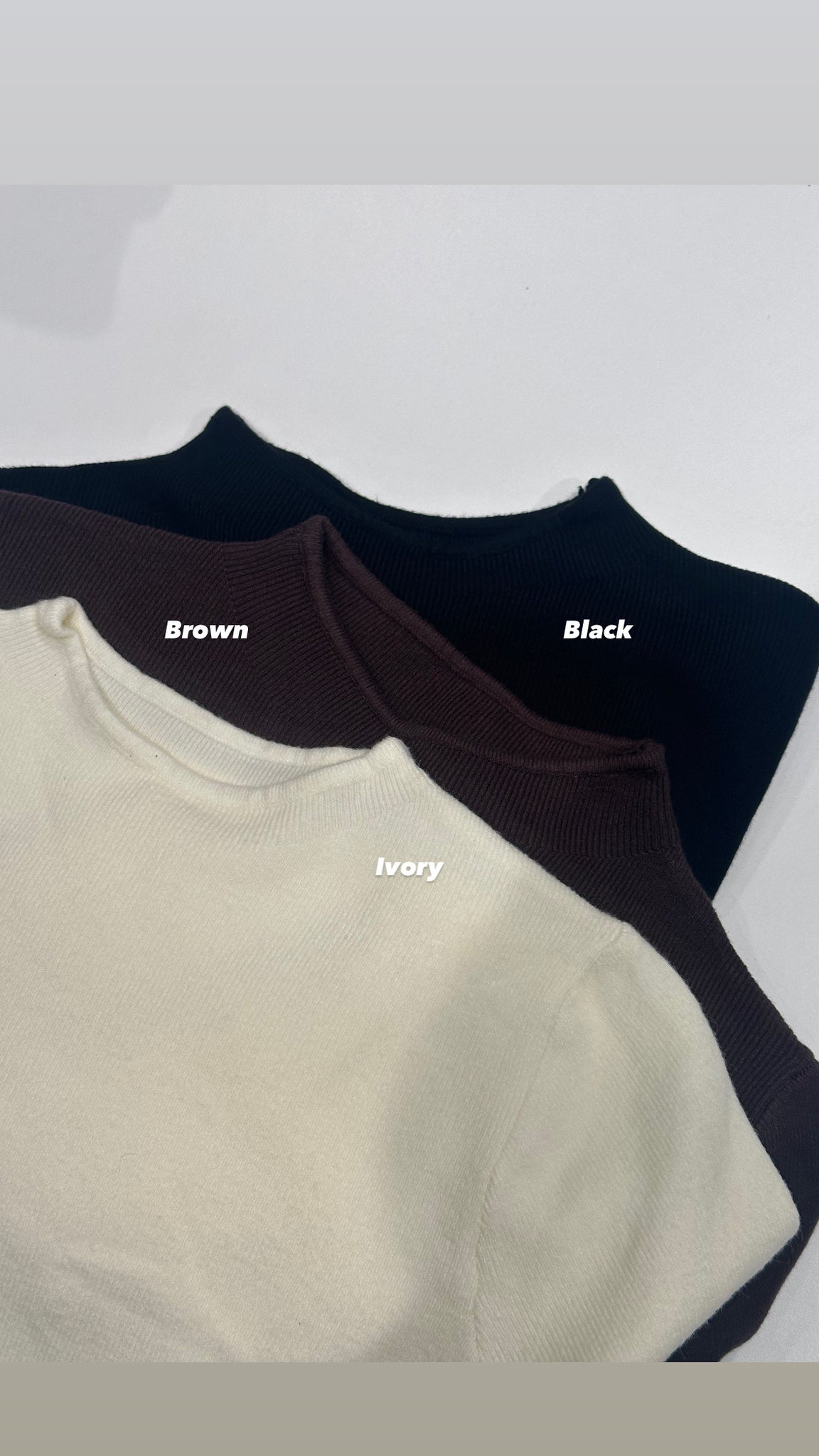 Half Neck Knit Top (加購$168)