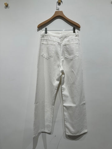 Summer White Jeans  (28-30May 超抵價$368, 之後批發價$398)