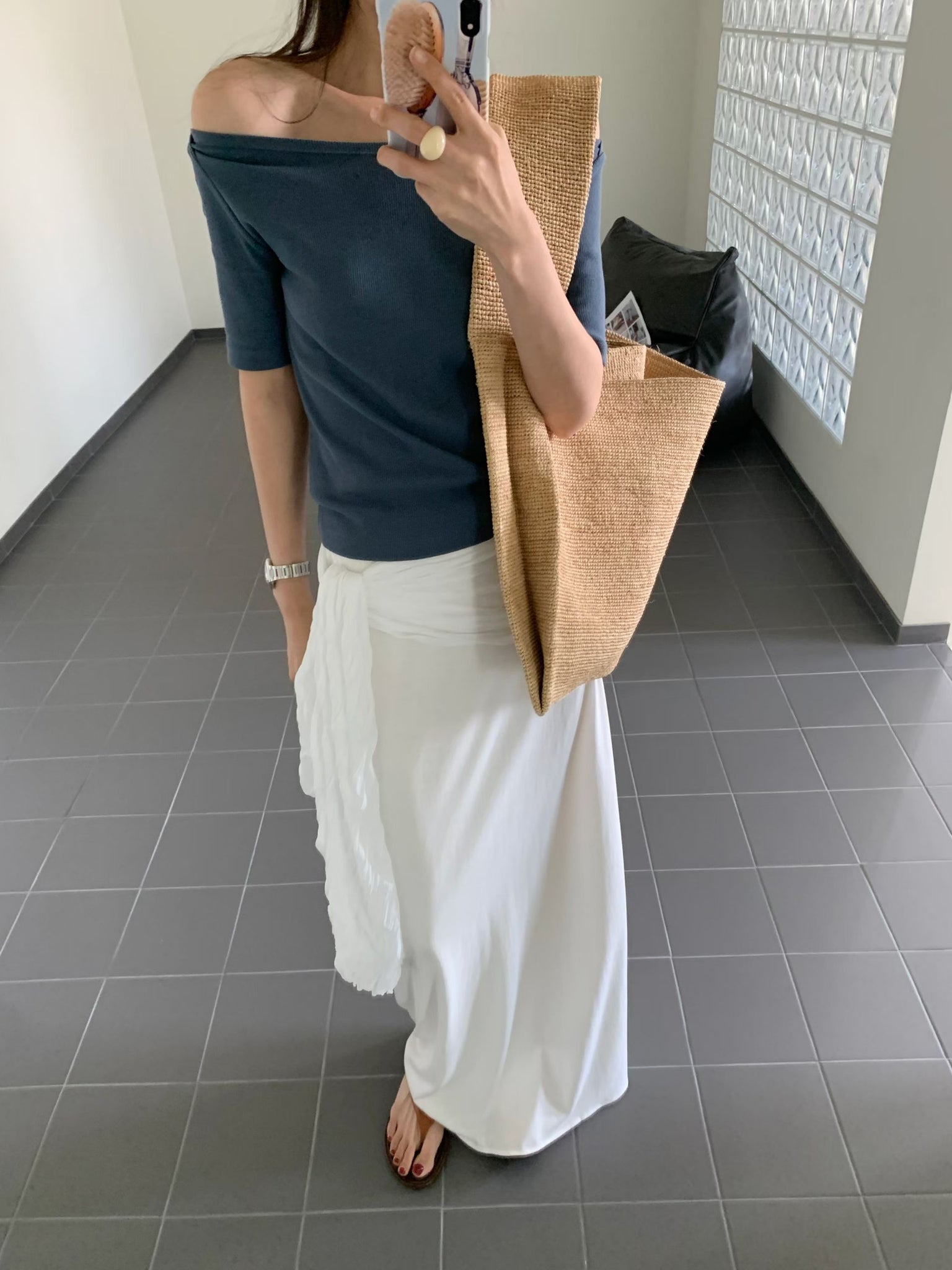 Two Ways Off Shoulder Tee (18-20Jun 超抵價$248, 之後批發價$268)