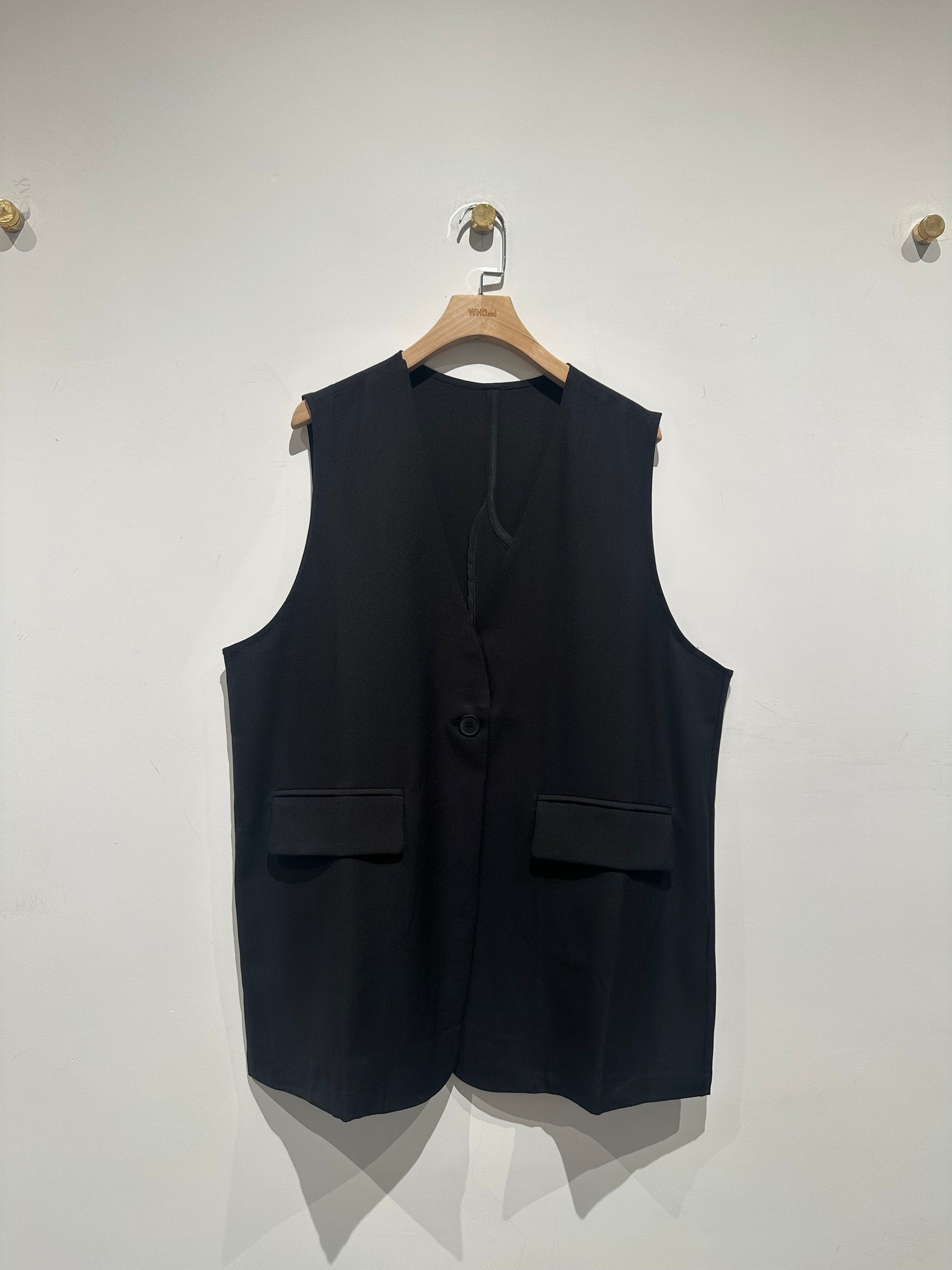 Deluxe Back Button Gilet (限時超抵快閃價$398至今晚23:59, 3-5Jul 超抵價$468, 之後批發價$598)