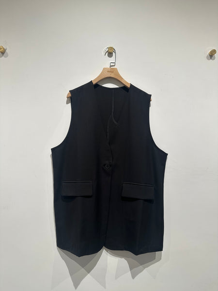Deluxe Back Button Gilet (限時超抵快閃價$398至今晚23:59, 3-5Jul 超抵價$468, 之後批發價$598)