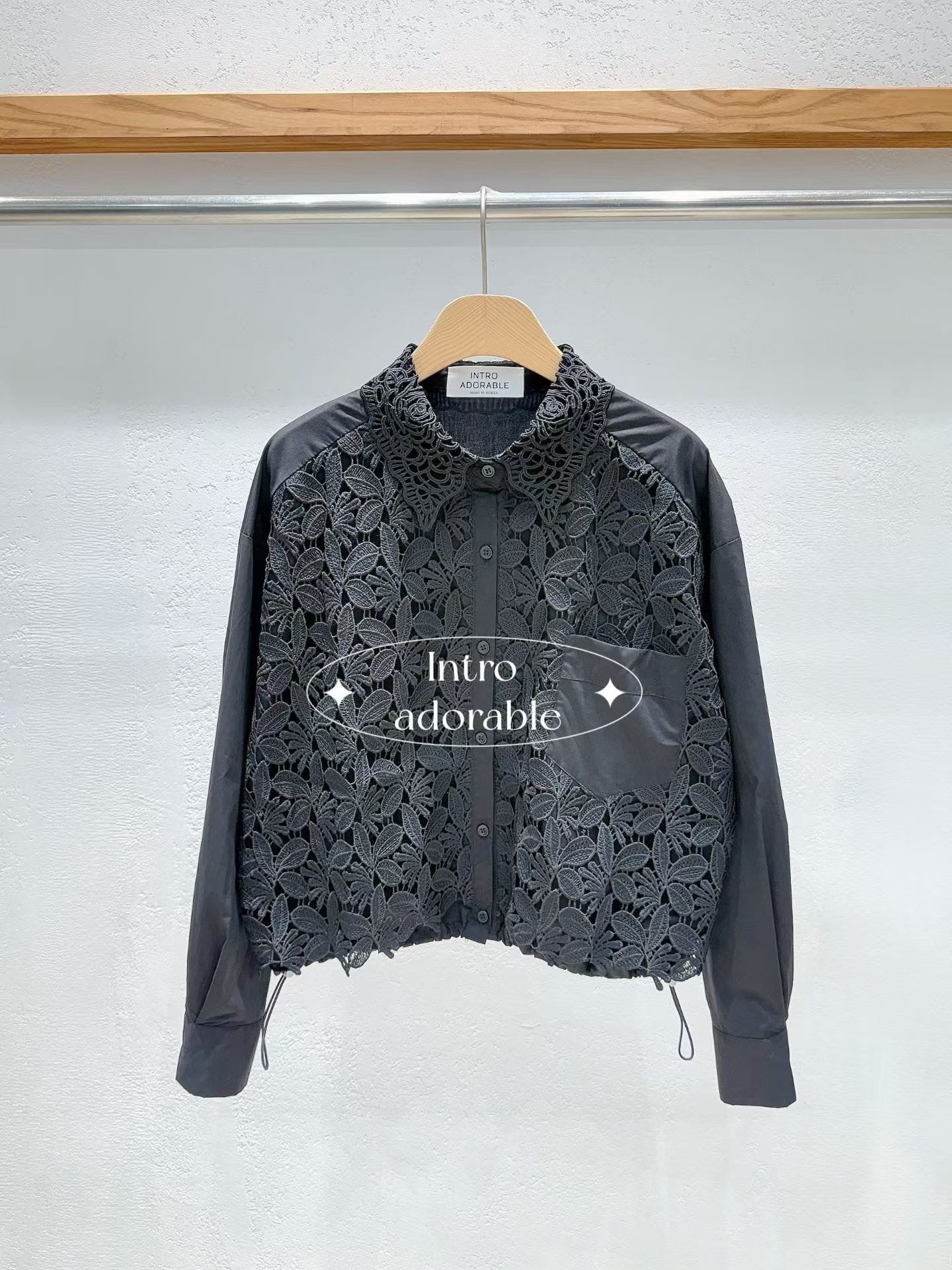 Lace Pocket Cropped Shirt (8-10Oct超抵價$368, 之後批發價$398)