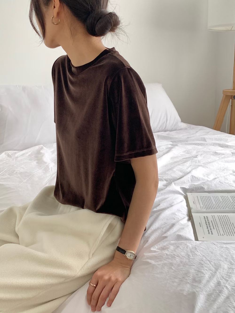 Classy Velvet Tee (加購$198)