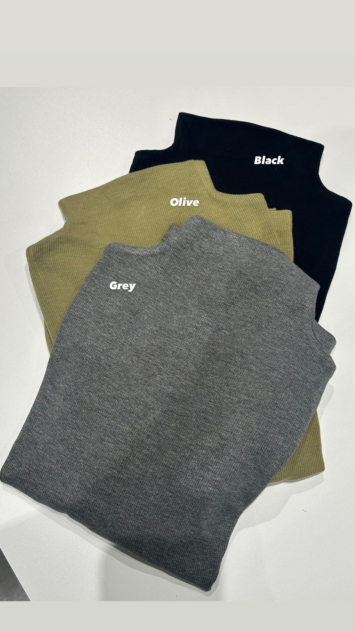 Half Neck Basic Top (5-8Nov $168, 之後批發價$198）