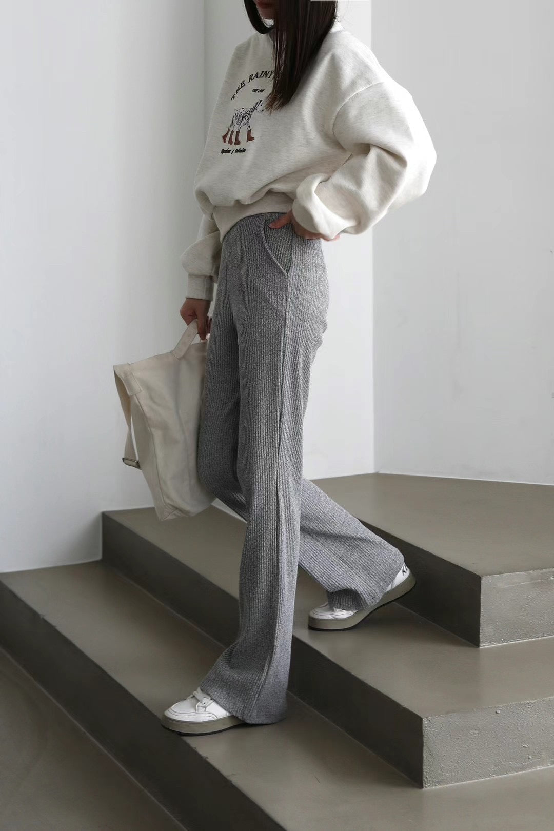 Daily Slim Flare Pants