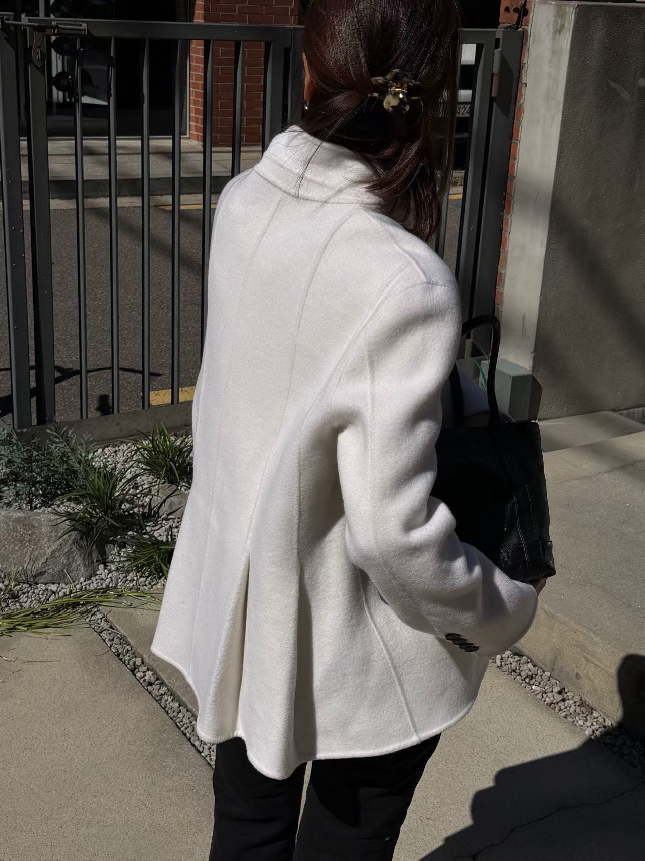 Deluxe Back Pleated Handmade Wool Coat (29-31Oct超抵價$1780, 之後批發價$1890)