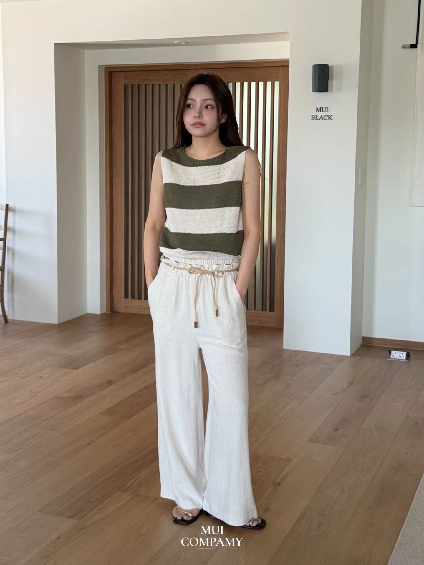 French Style Thick Stripe Knit Vest (30Apr-2May $398, 之後批發價$468）