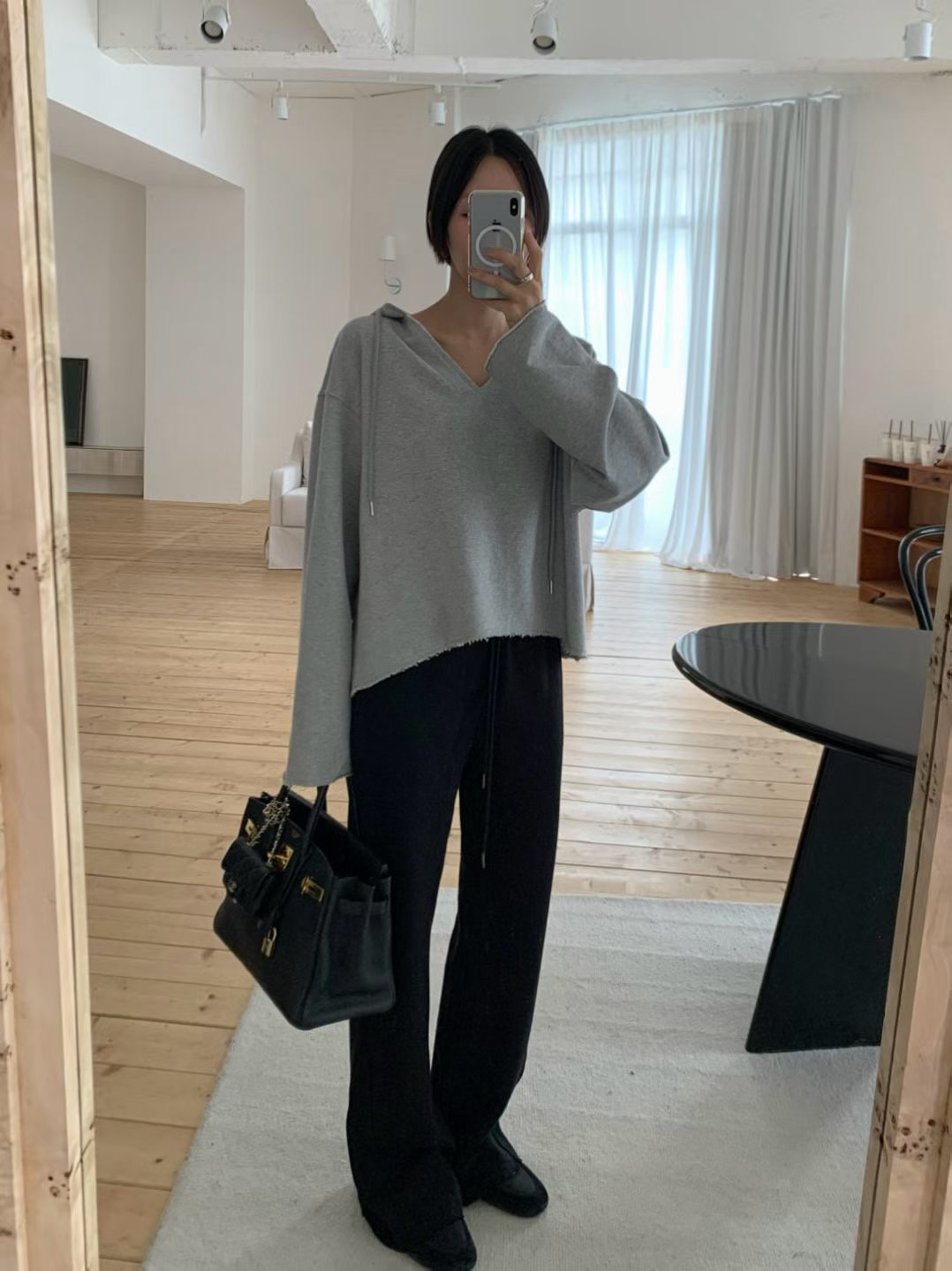 V Neck Boxy Hoodies