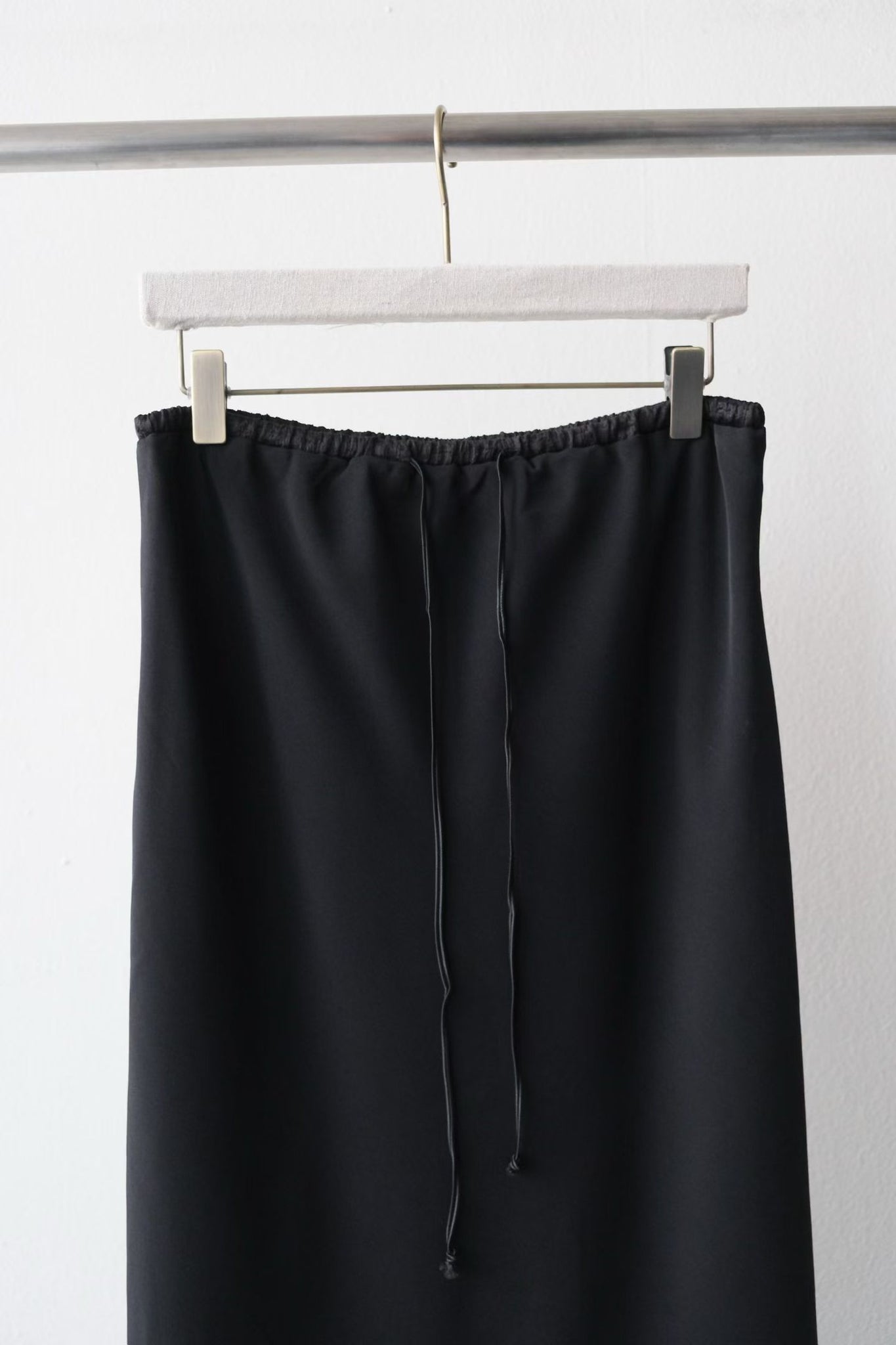 Elastic Band Drape Long Skirt (10-12Sep超抵價$398, 之後批發價$448)