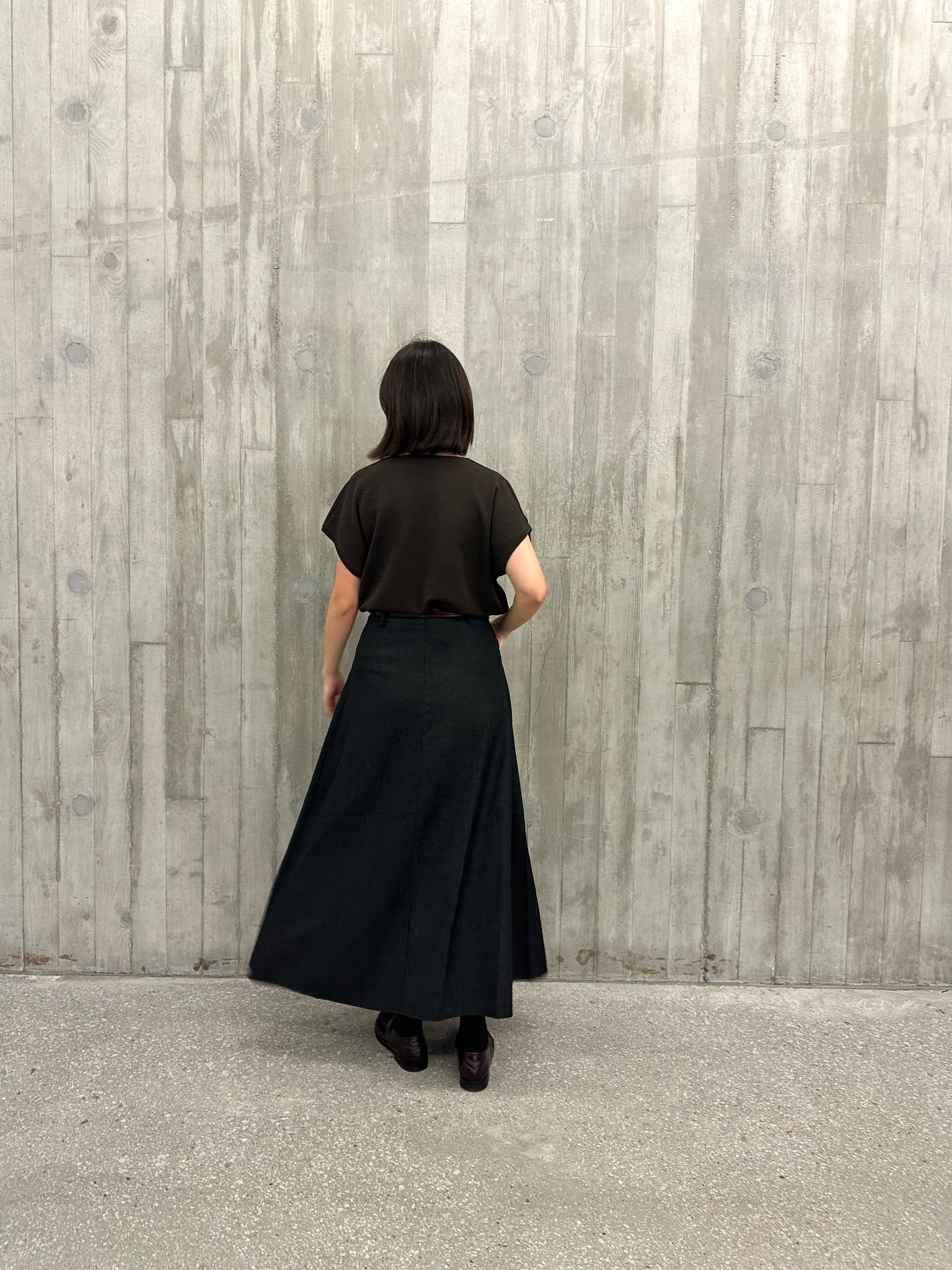 Stylish Two Pocket Fold Skirt