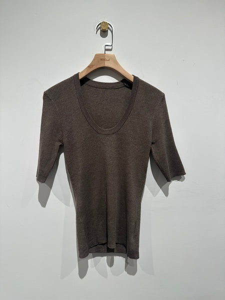 Must Buy Nice Collar Knit Top (3-5Sep 超抵價$248, 之後批發價$268)