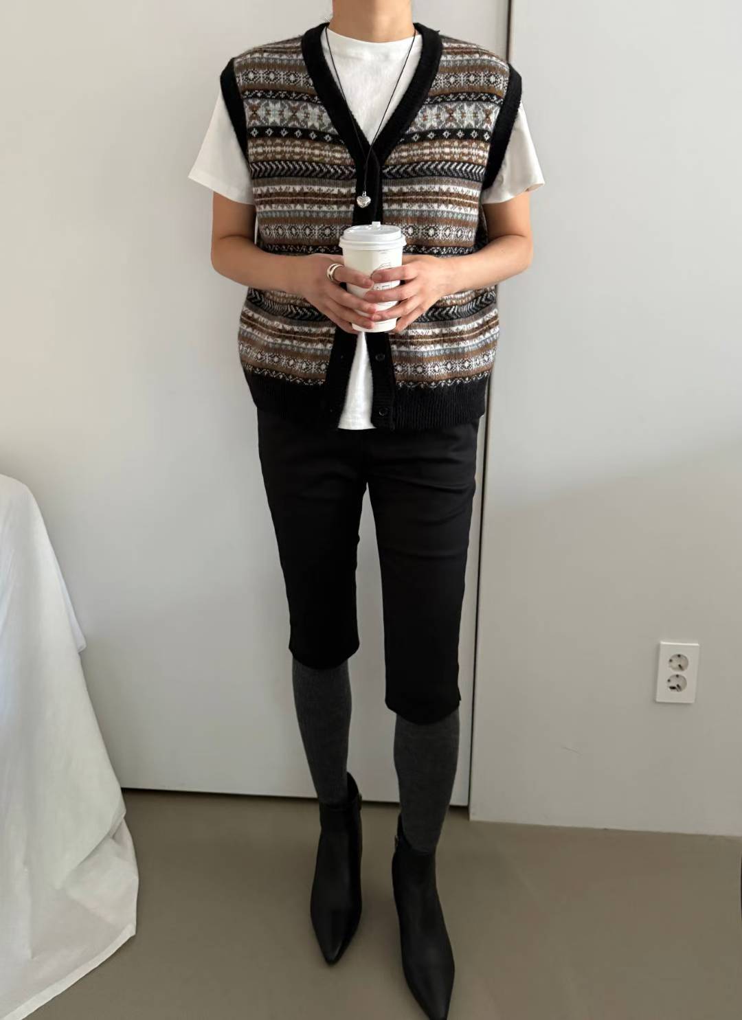 Winter Feel Knit Vest