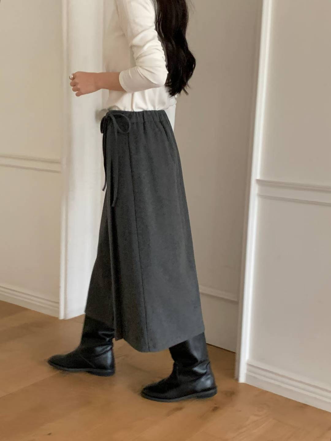 Folds Wool Skirt