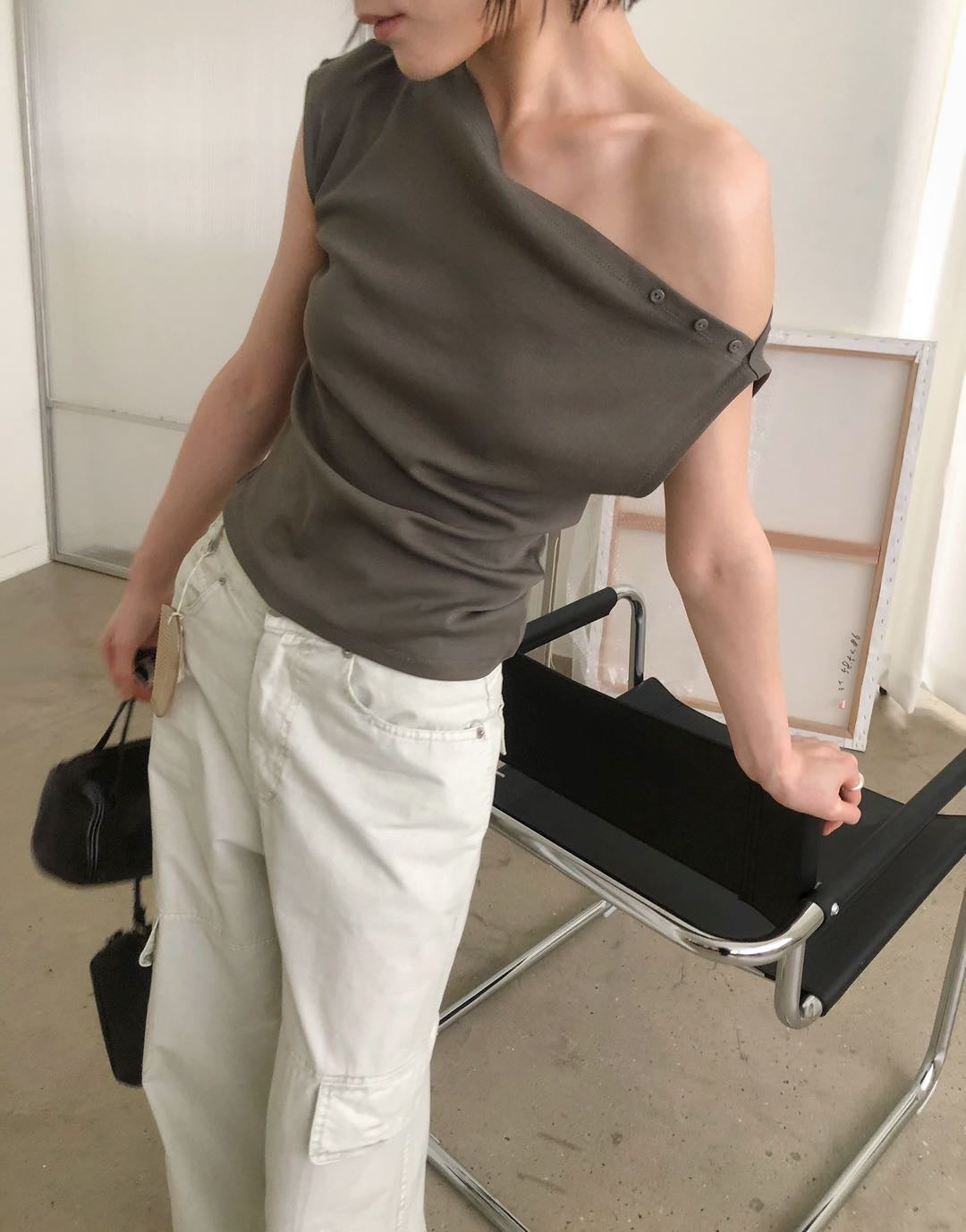 Button Single Shoulder Top (18-20Jul 超抵價$298, 之後批發價$328)