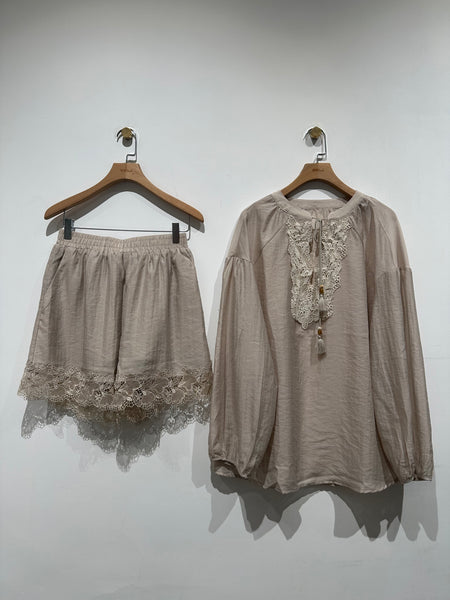 Bohemia Lace Short Set  (28-30May 超抵價$498, 之後批發價$598)