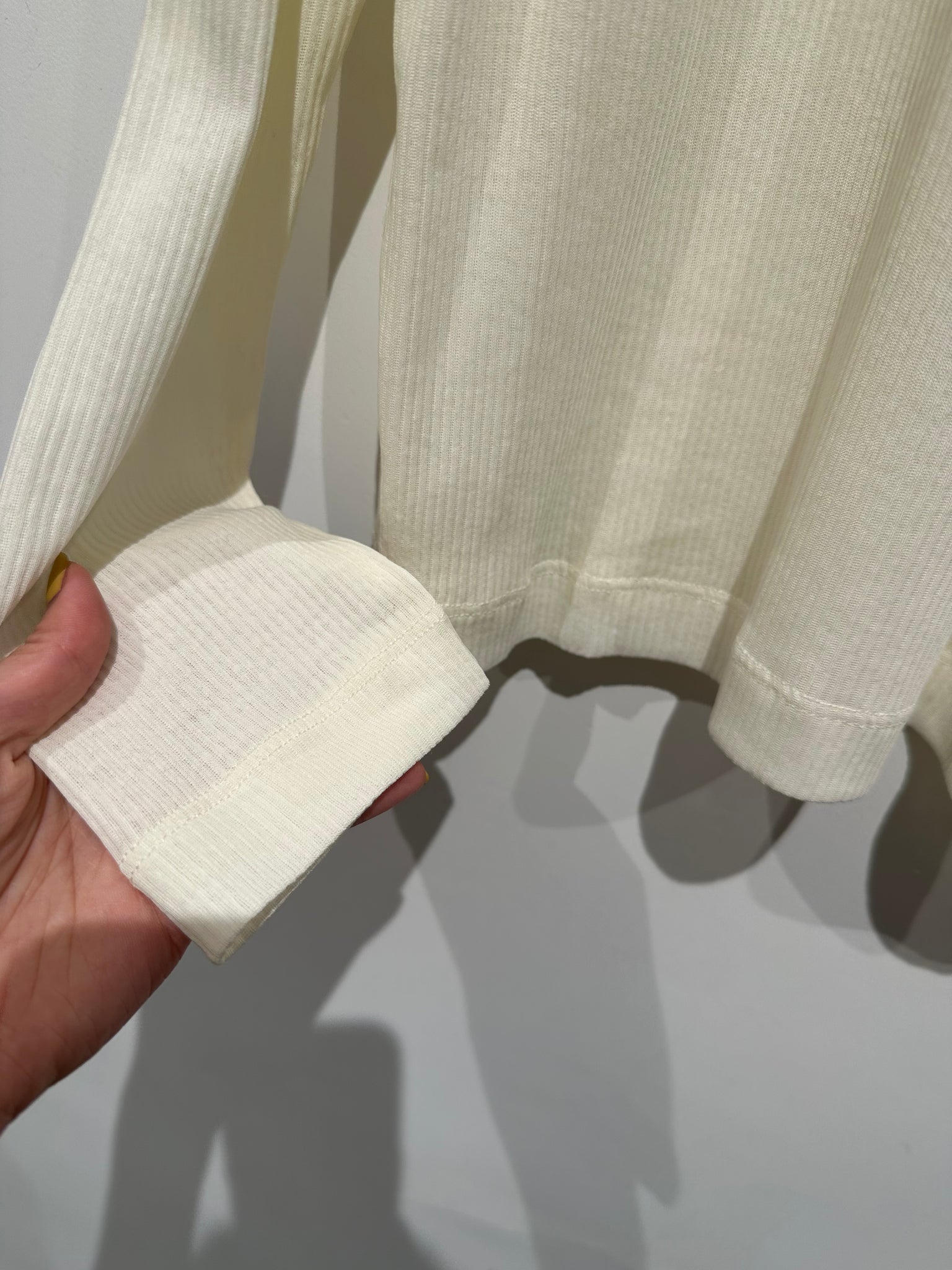 Must Have Button Ribbed Cool Tee (2-4Sep 超抵價$248, 之後批發價$298)