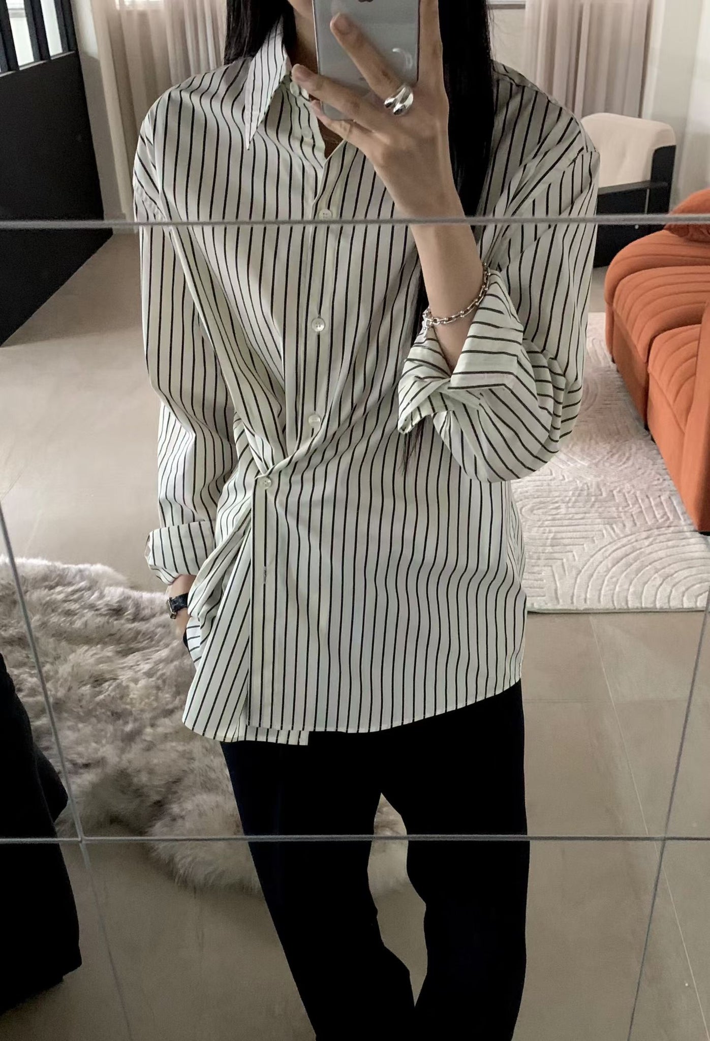 Side Button Twist Stripe Shirt (9-11Sep超抵價$468, 之後批發價$498)