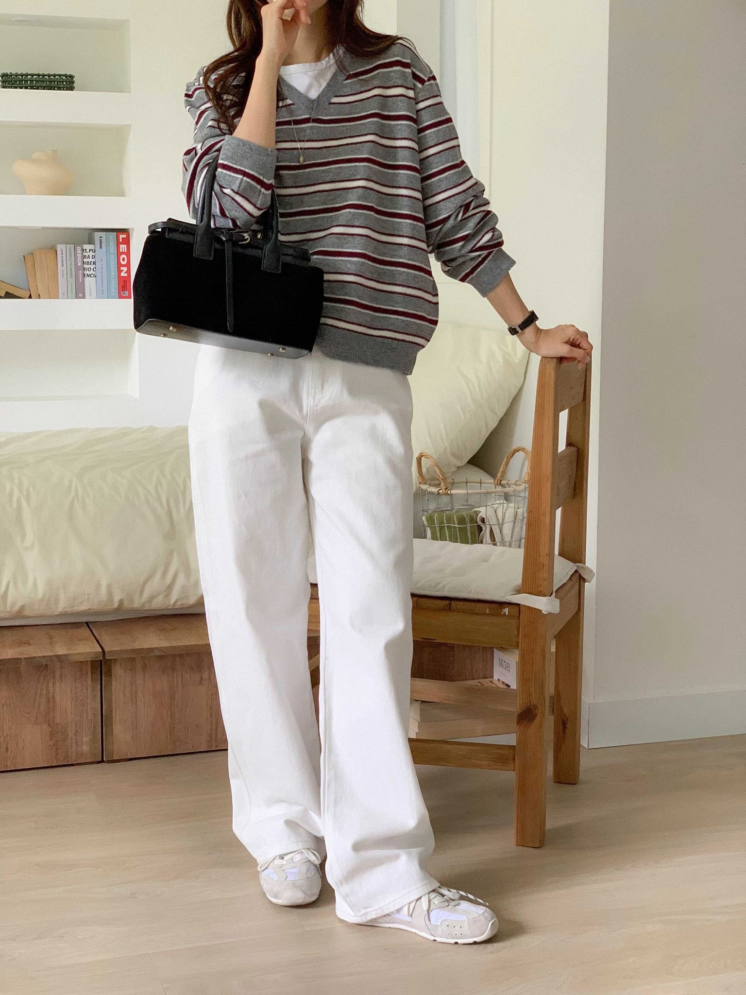 Nice Colour Mix V Neck Stripe Knit Pullover