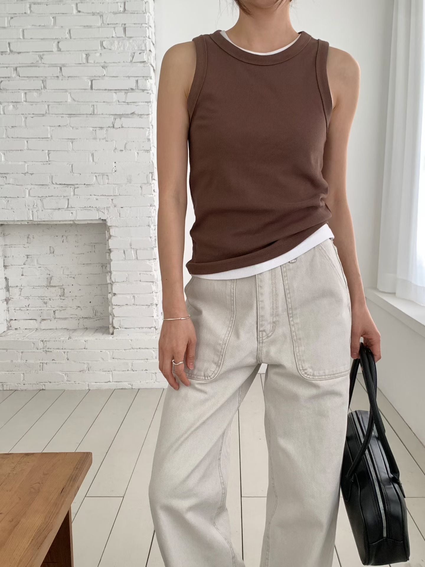 Ribbed Crew Neck Vest (加購$148)