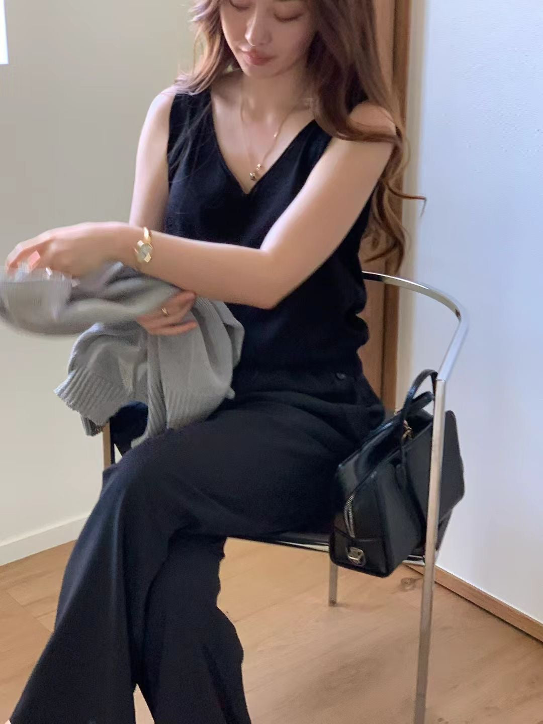 Essential VV Quality Knit Top