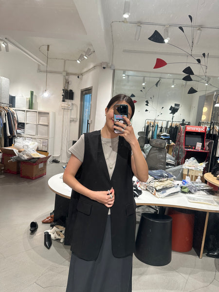 Deluxe Back Button Gilet (3-5Jul 超抵價$468, 之後批發價$598)