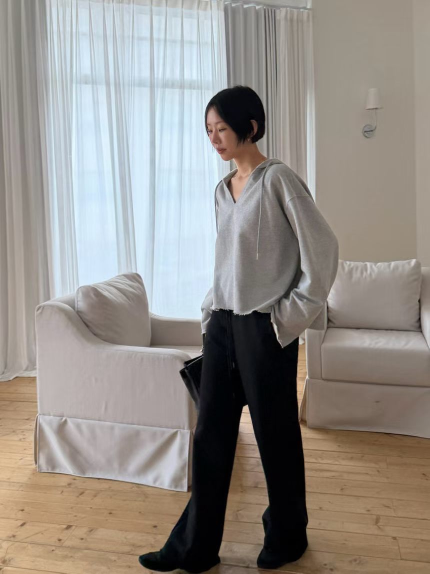 V Neck Boxy Hoodies