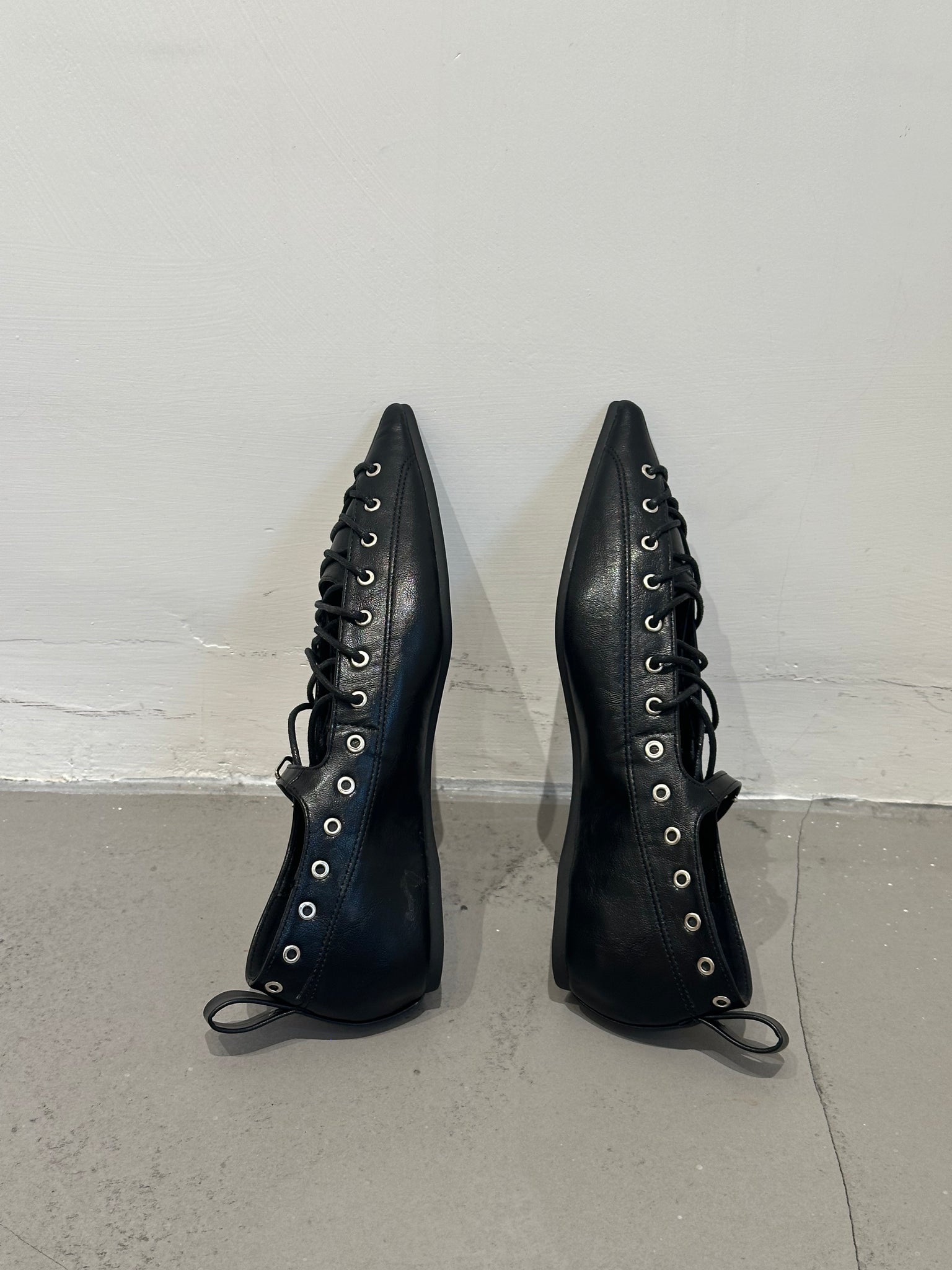 Cool Lace Up Pointed Flats  (限時超抵快閃價$398至今晚23:59, 18-20Jun 超抵價$428, 之後批發價$468)