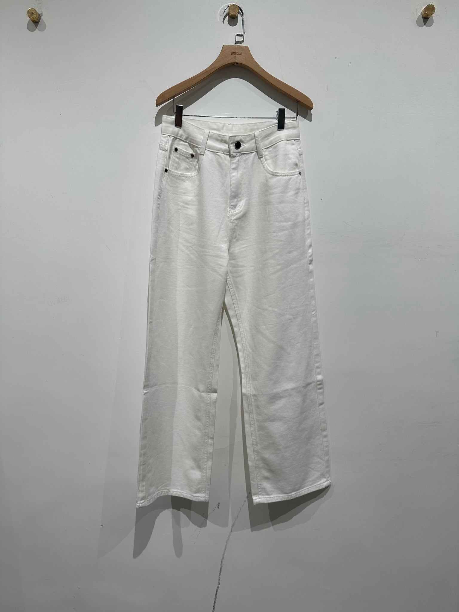 Summer White Jeans  (28-30May 超抵價$368, 之後批發價$398)