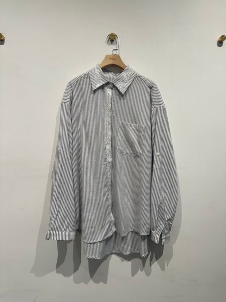 Embroidered Stripe Shirt (16-18Apr $468, 之後批發價$498）