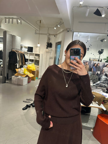 Must Buy Deluxe Single Off Shoulder Set