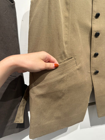 Relaxing Cut Cotton Gilet (5-6Jun 超抵價$698, 之後批發價$768)