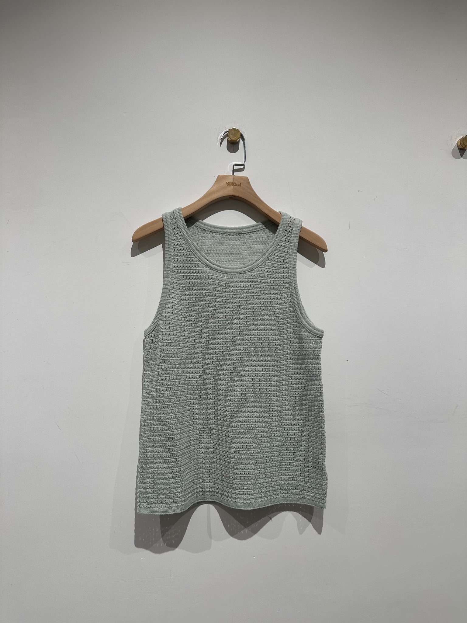 Perfect Crew Neck Vest (28-30May 超抵價$268, 之後批發價$298)