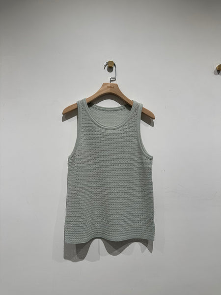Perfect Crew Neck Vest (28-30May 超抵價$268, 之後批發價$298)