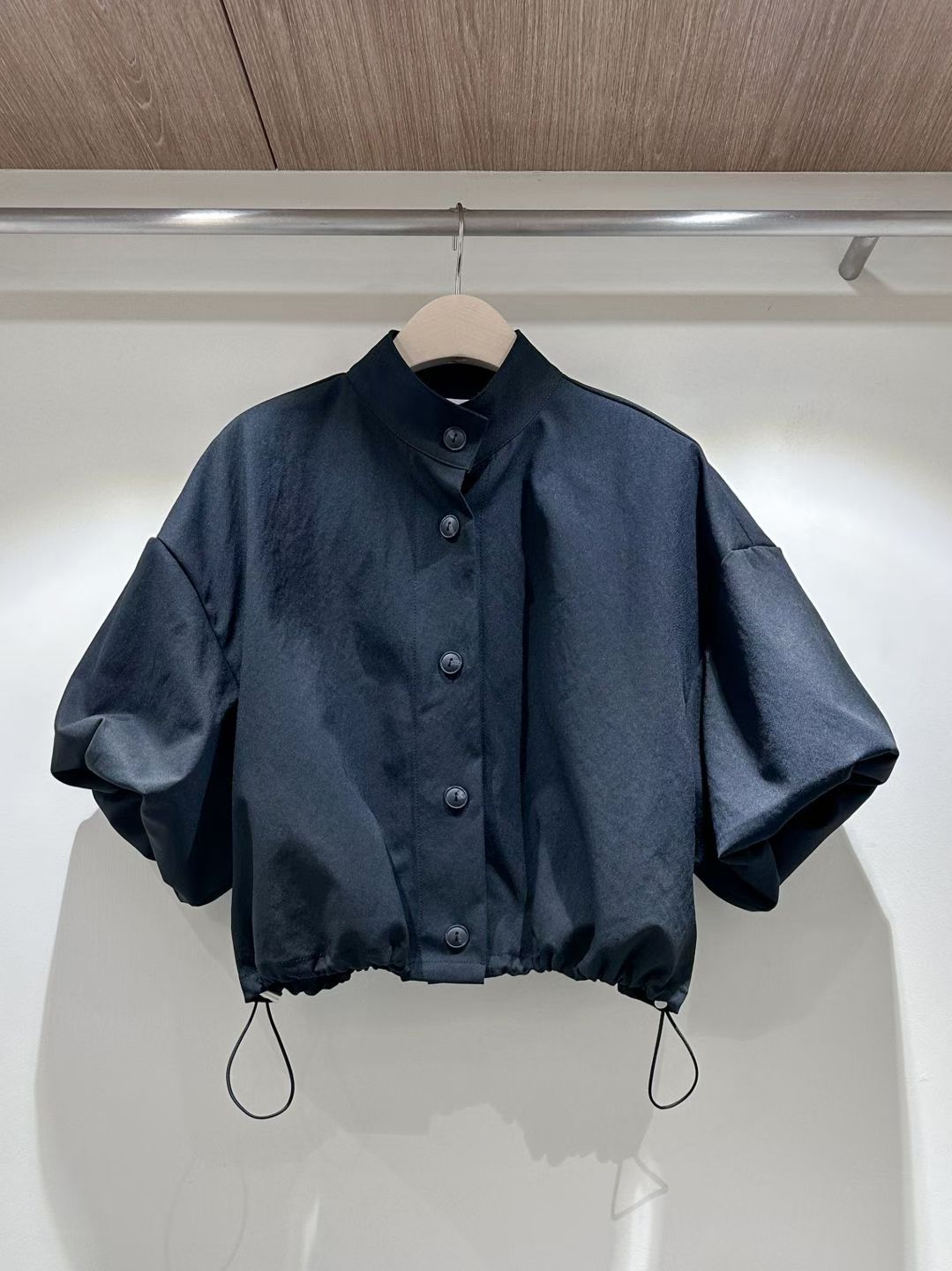 Puff Sleeve Short Jacket (10-12Sep超抵價$398, 之後批發價$468)