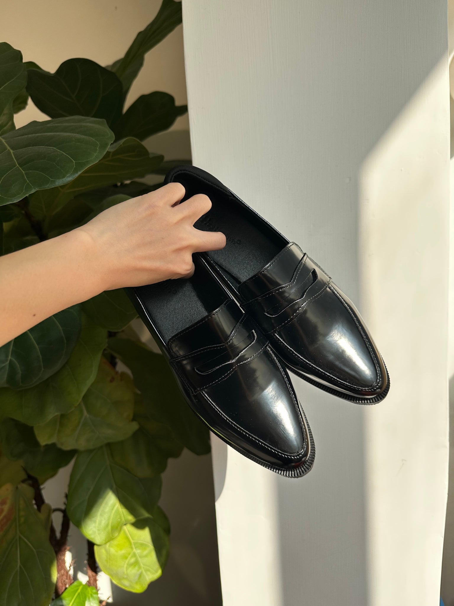 Pointed Leather Loafer (14-16Jan $398, 之後批發價$498）
