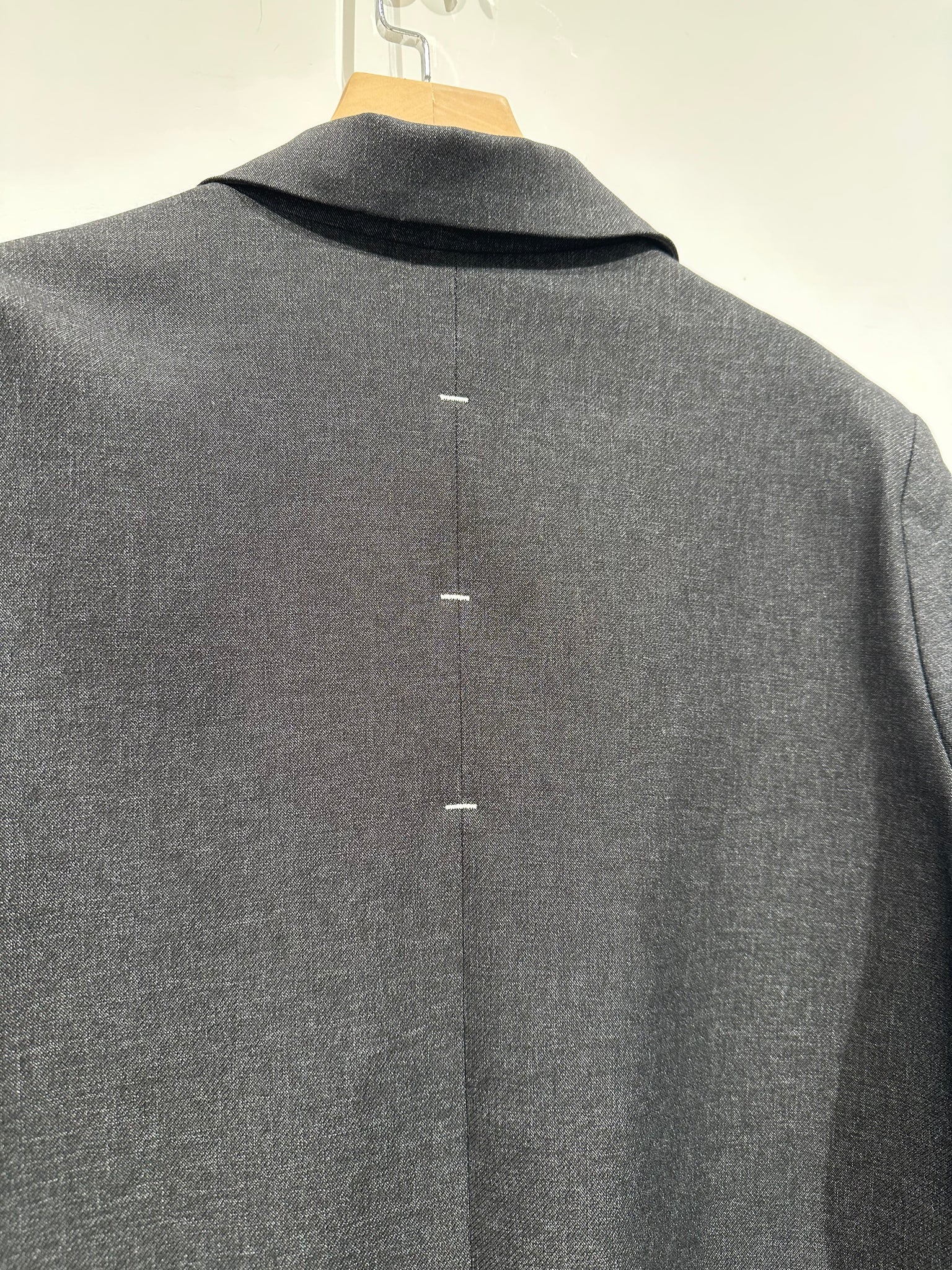 Back Stitches Blazer  (8-10Oct超抵價$598, 之後批發價$698)