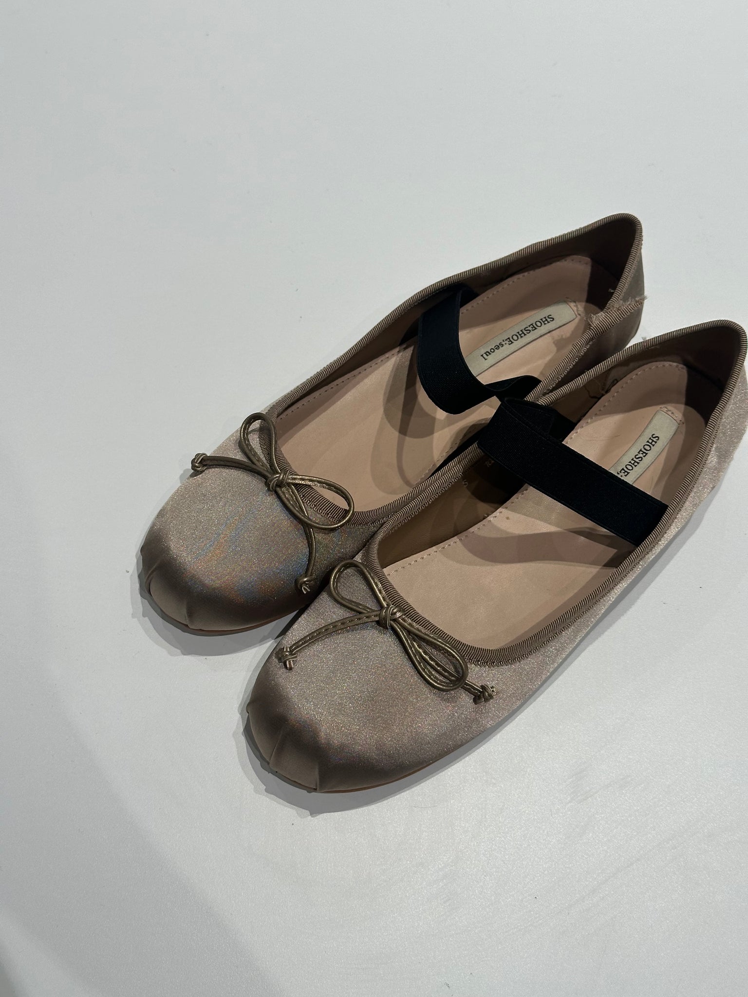 Satin Elastic Band Ballerina (28-30May 超抵價 $428，批發價$468)