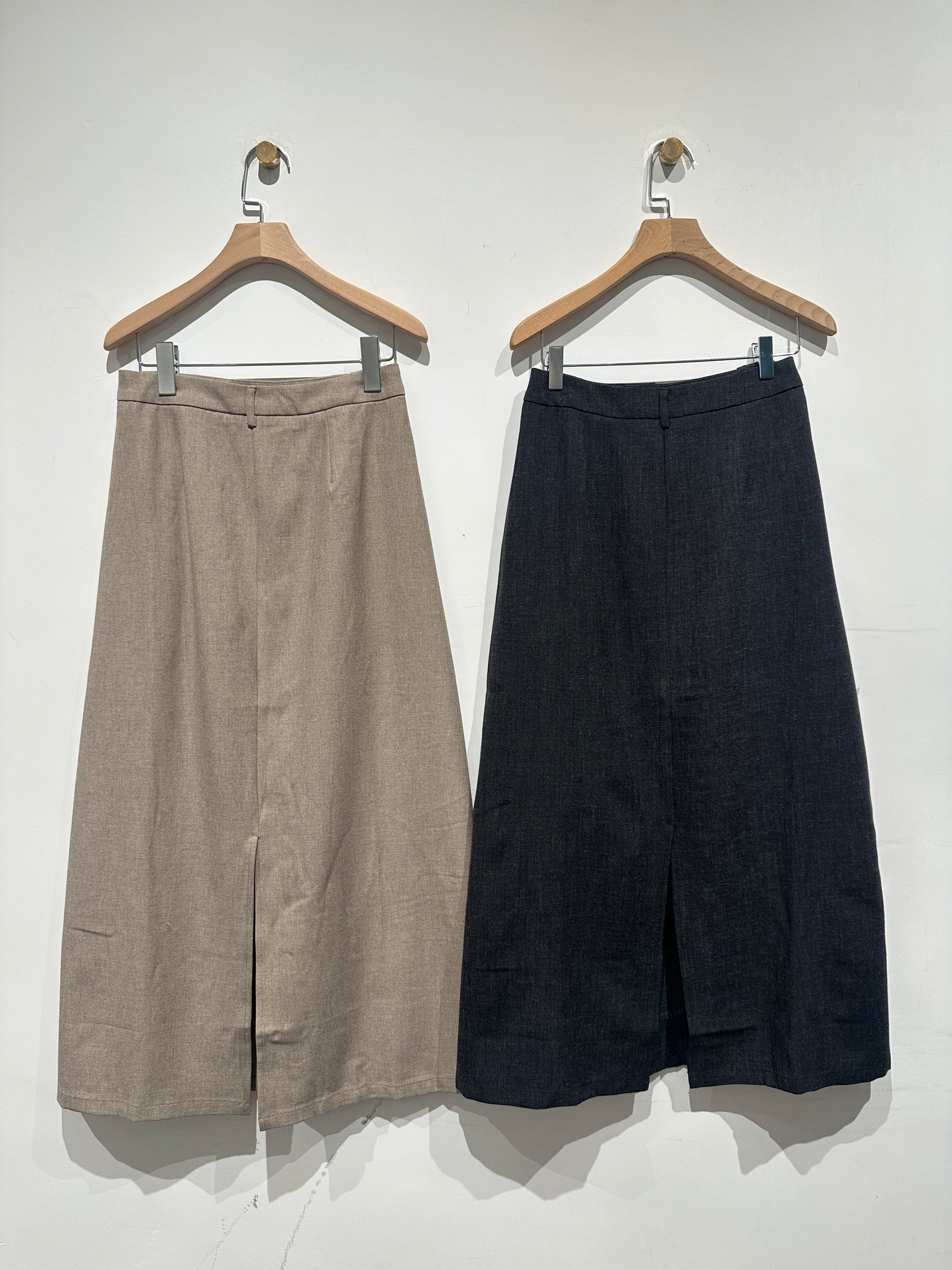 Details Pocket Stitches Skirt (3-5Sep 超抵價$398, 之後批發價$468)
