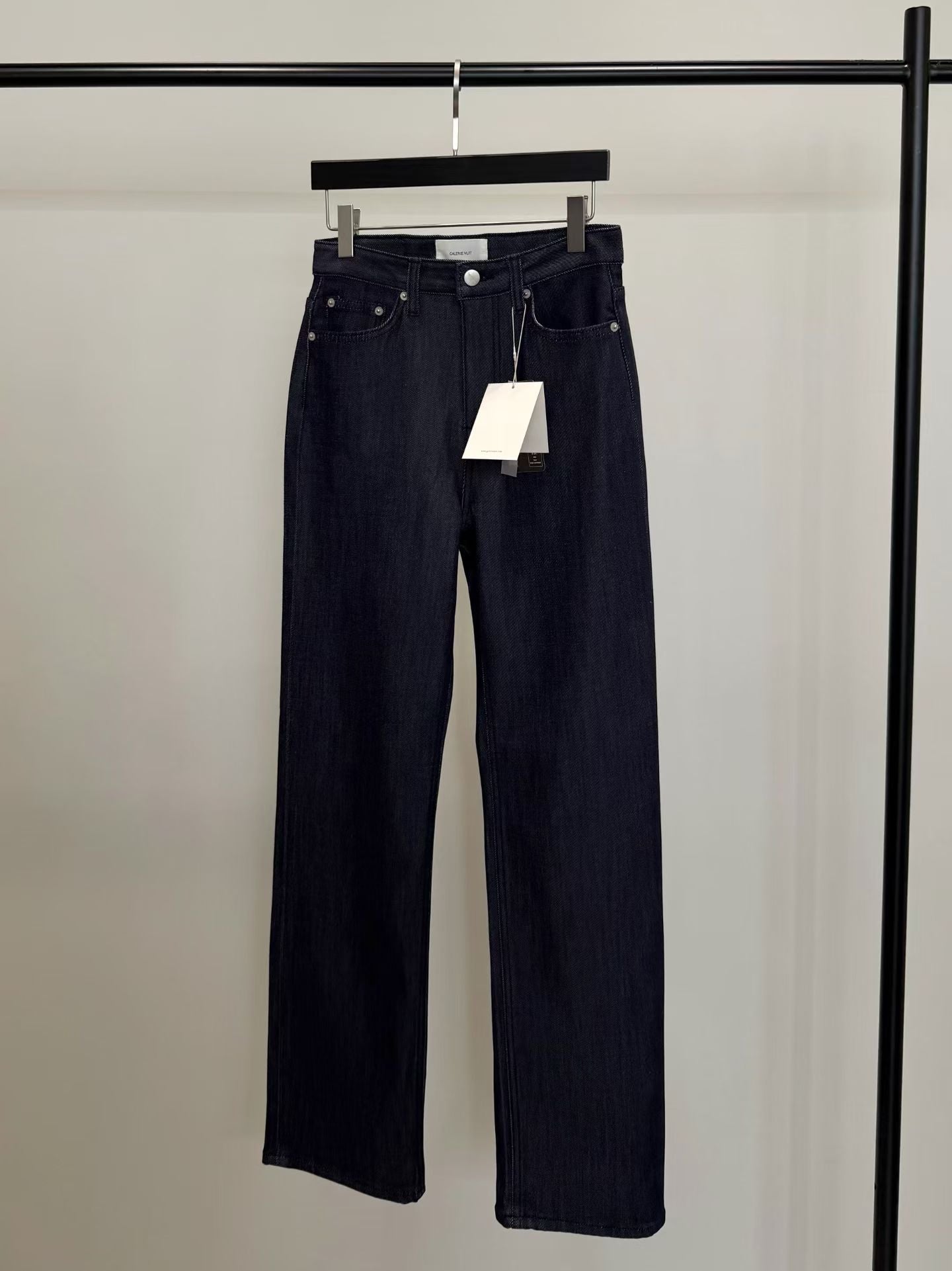 Super Nice Tencel Straight Cut Jeans