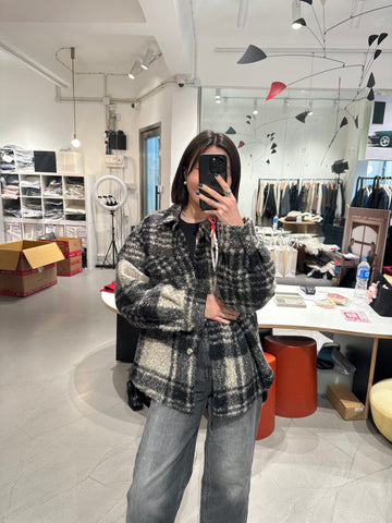 CW01