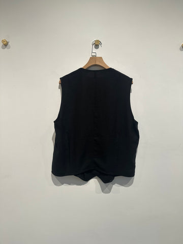 Effortless Cool Tailor Vest Black (9-11Jul 超抵價$398, 之後批發價$468)