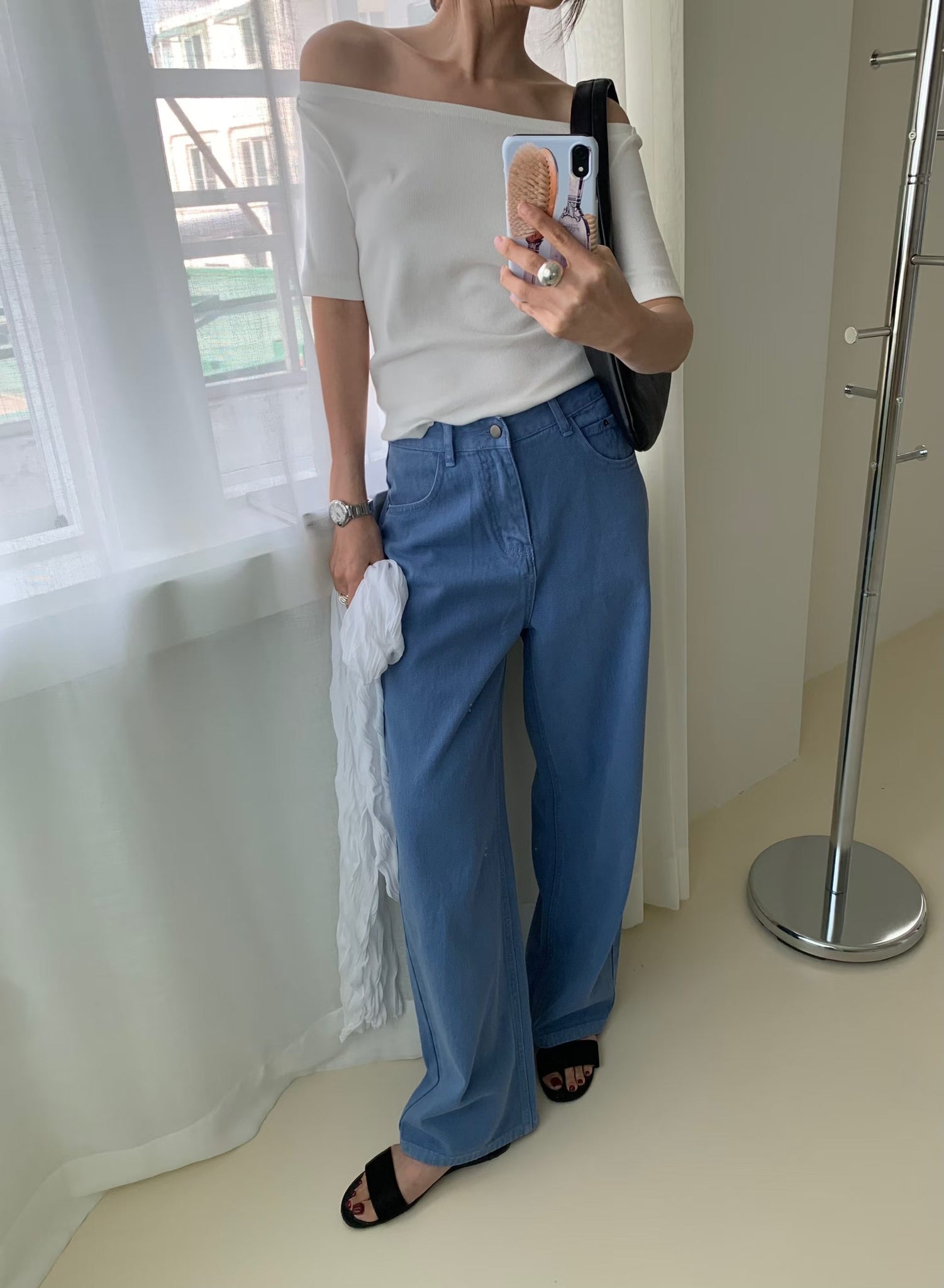 Two Ways Off Shoulder Tee (18-20Jun 超抵價$248, 之後批發價$268)